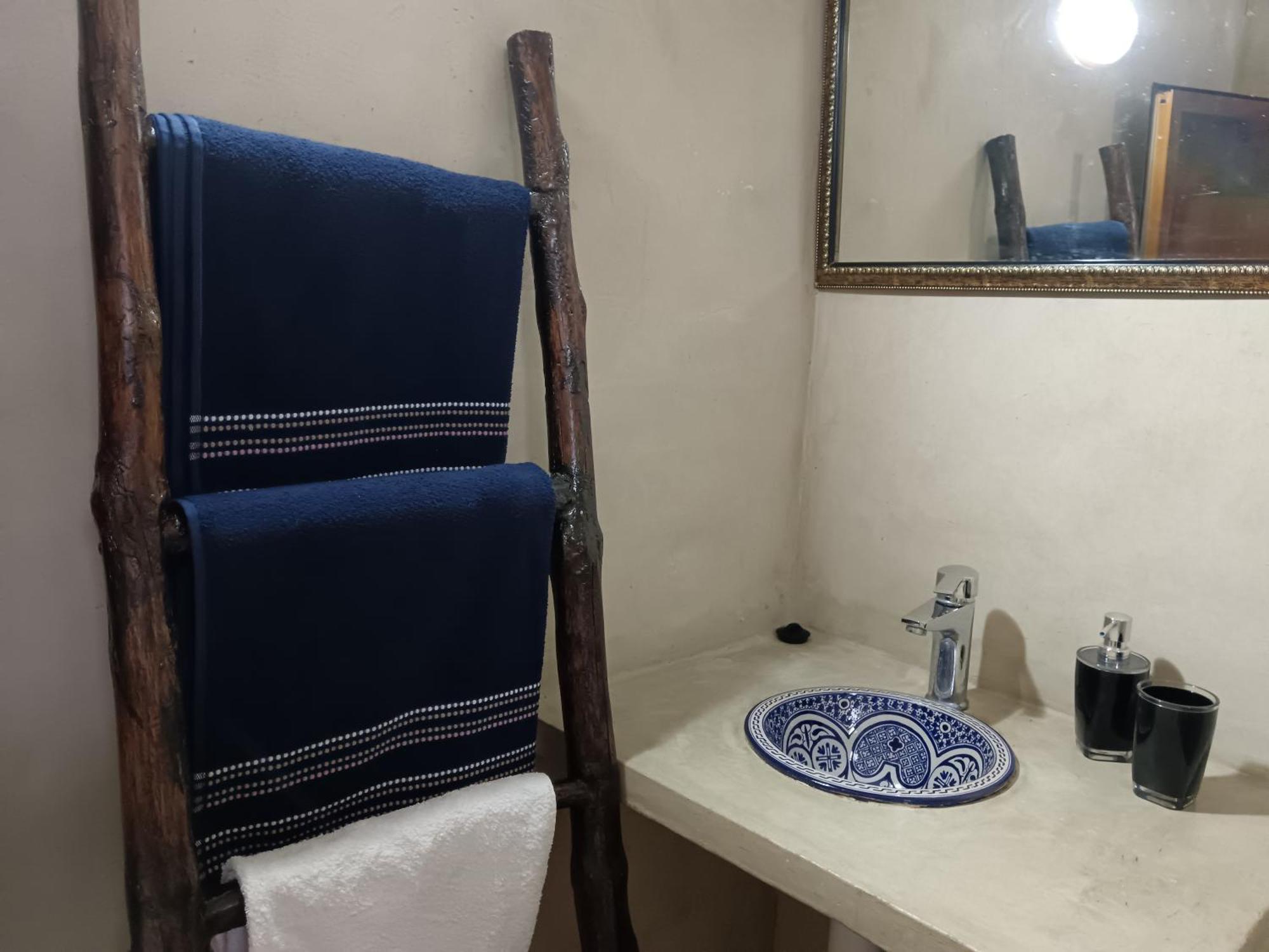 Relais De Tahla Hotel Aïn Bou Mahdi Kültér fotó